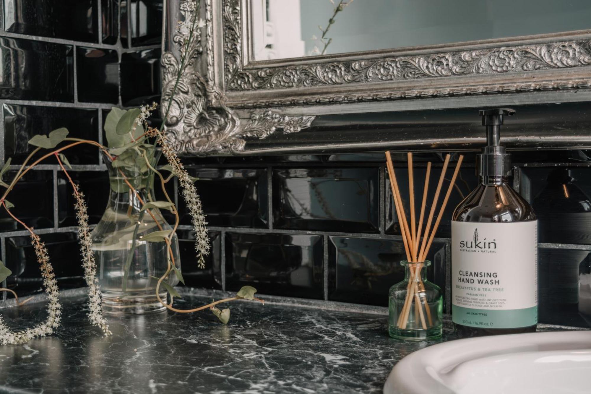 La Cochon Rose Motel Saint Arnaud Ngoại thất bức ảnh