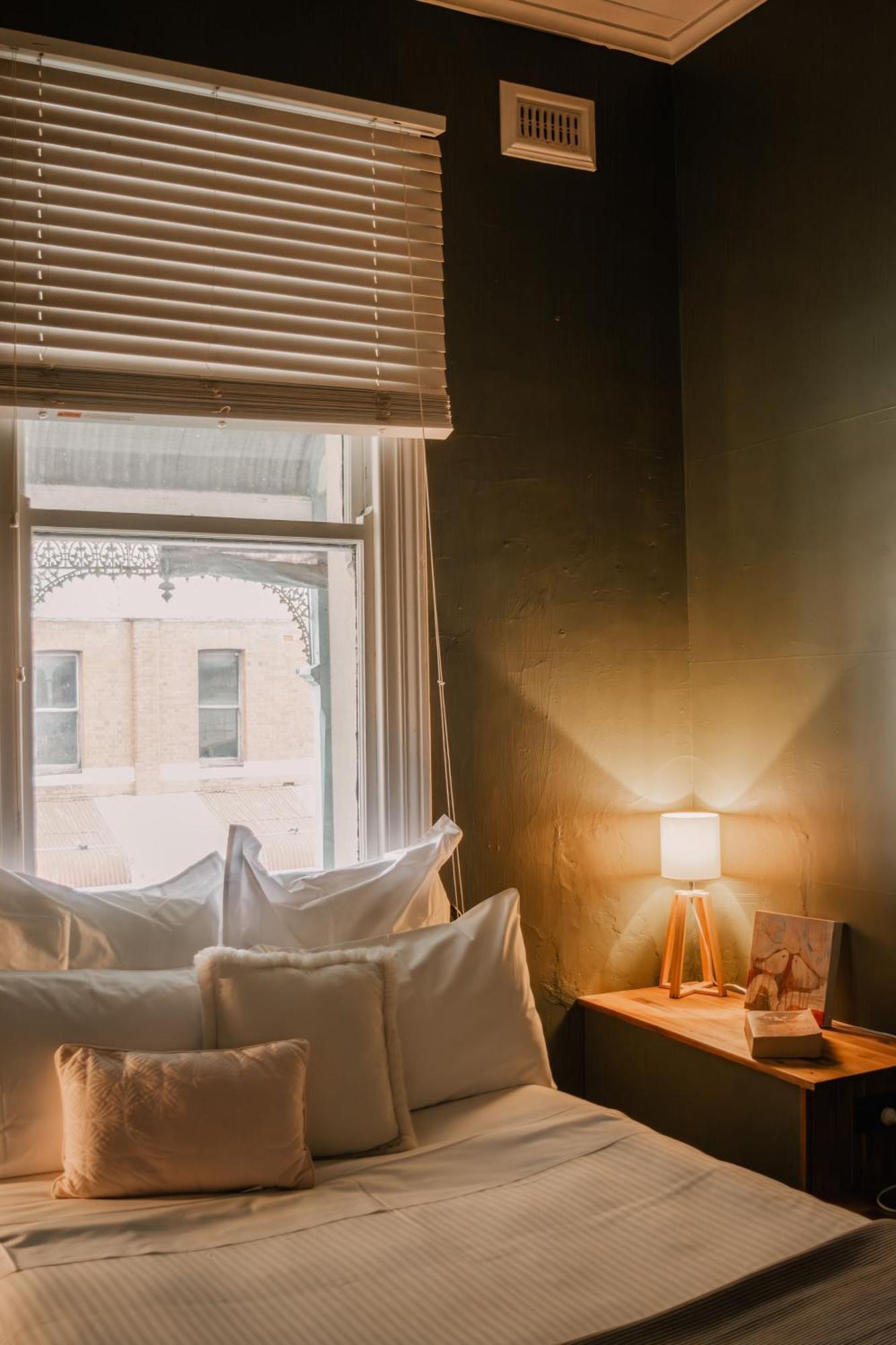 La Cochon Rose Motel Saint Arnaud Ngoại thất bức ảnh