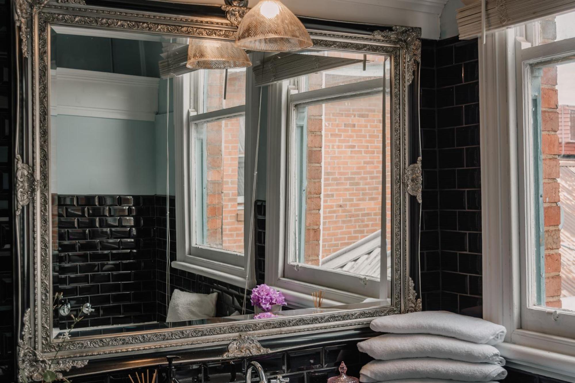 La Cochon Rose Motel Saint Arnaud Ngoại thất bức ảnh